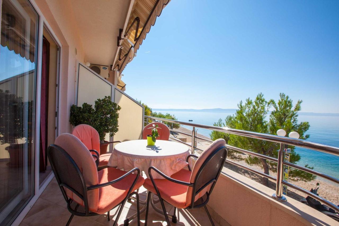 Apartments Marijan - Beachfront Tucepi Luaran gambar