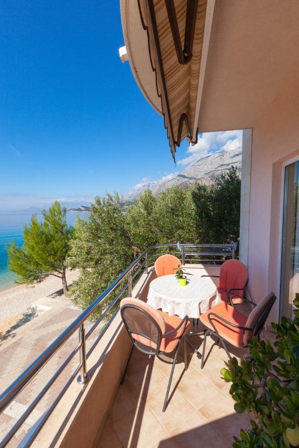 Apartments Marijan - Beachfront Tucepi Luaran gambar