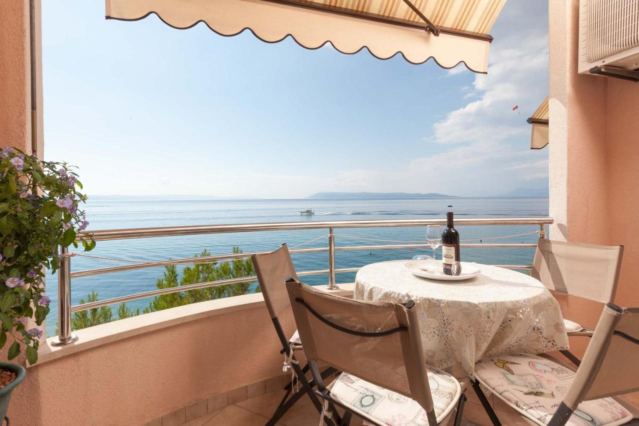 Apartments Marijan - Beachfront Tucepi Luaran gambar