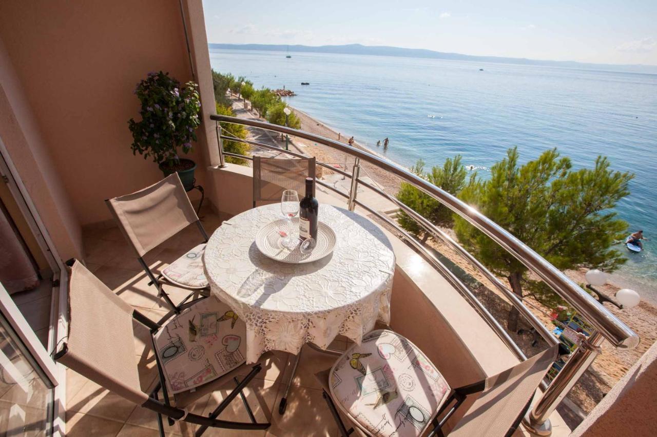 Apartments Marijan - Beachfront Tucepi Luaran gambar