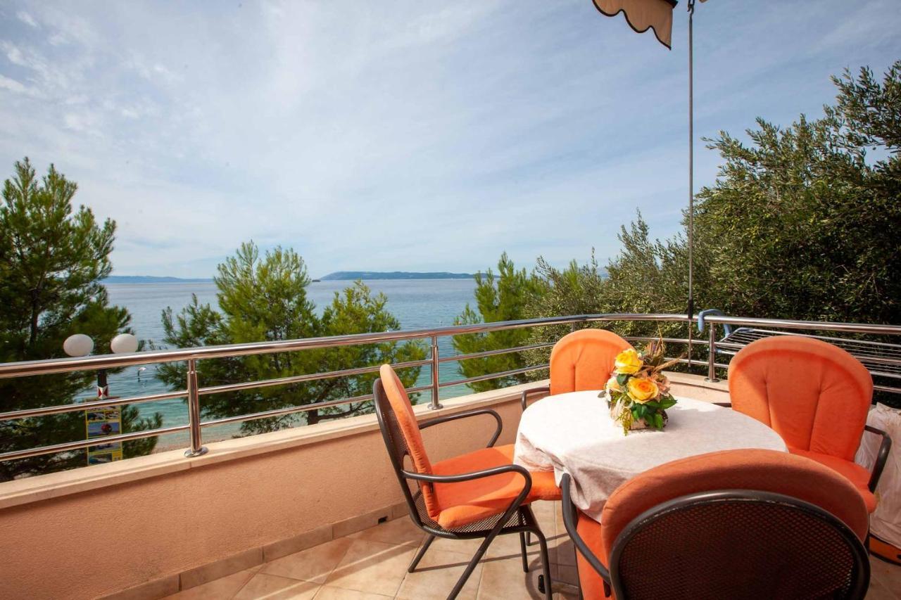 Apartments Marijan - Beachfront Tucepi Luaran gambar